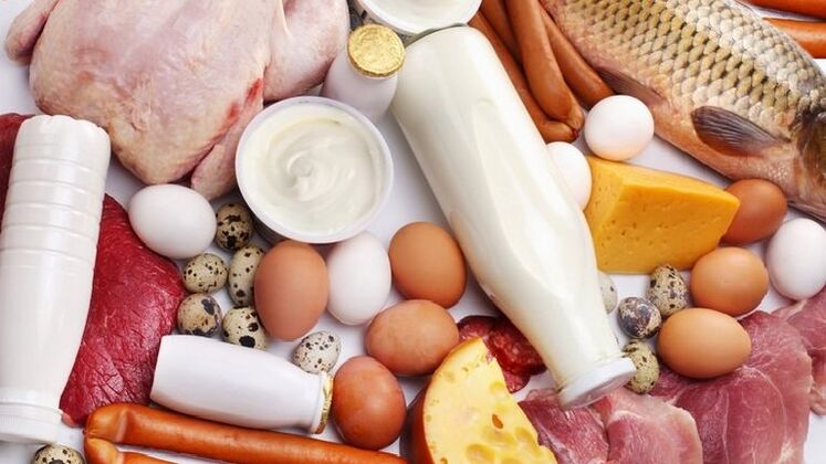Základom jedálnička Dukanovej diéty sú bielkovinové potraviny